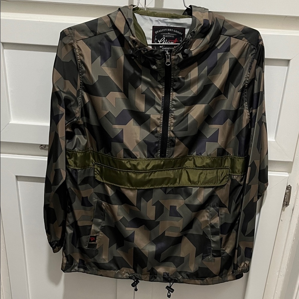 Geometric Patterned Jacket in Black and Brown